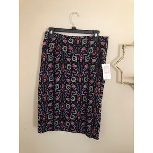 LulaRoe Cassie skirt size L new with tags